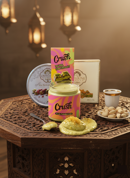 Arabic Sweets Luxury Gift Box –Crush Kunafa Spread Pistachio Cream ,Premium Baklava 250g , Mix Turkish Delight 250g & Dubai Chocolate – Handcrafted Mediterranean Dessert Collection – Ideal Holiday Gift, Corporate Gifting