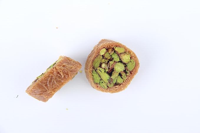 Zaitoune Deluxe Pistachio Mix Baklava- 1000g - 1kg Fresh Pistachio Mix Baklava Desserts -Luxury Mix